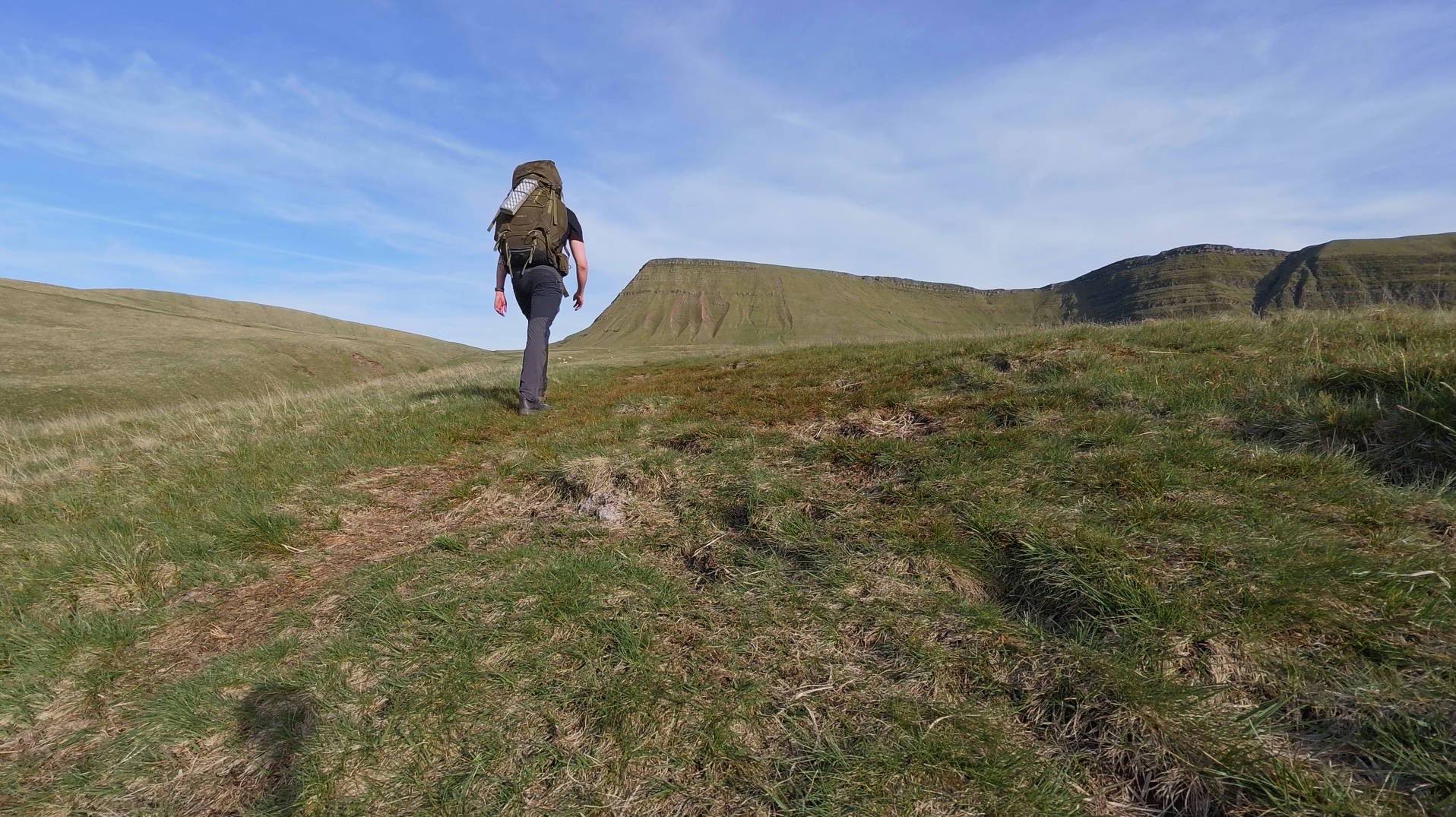 Hiking Picws Du